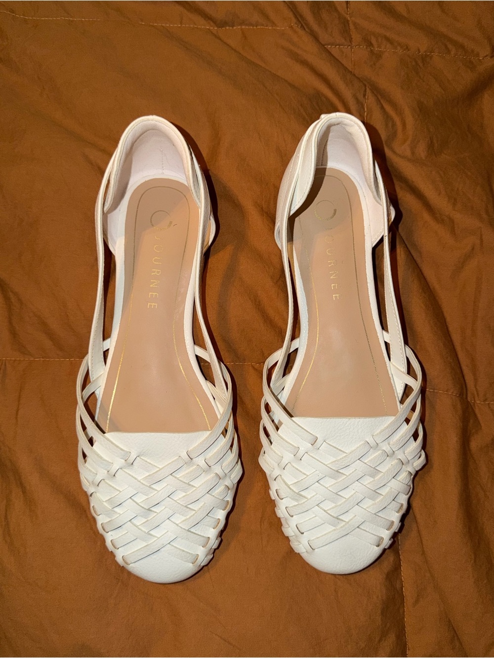Journee Collection White Woven Slingback Flats